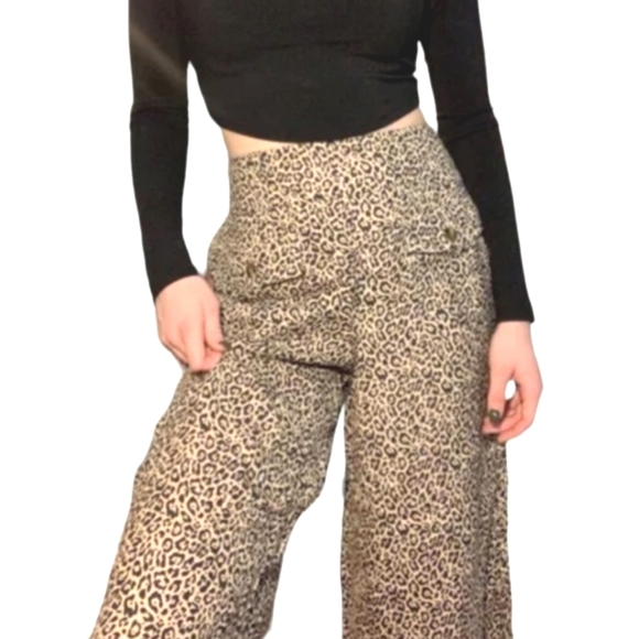 American Eagle Leopard Print Wide Leg Pant​​ - Picture 1 of 12